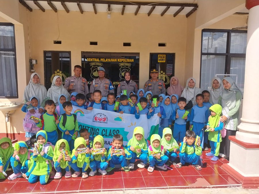 Dalam Rangka Hardiknas Tk It Dan Kb It Generasi Permata Bangsa Karangt