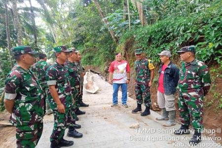 TMMD Sengkuyung Tahap II Kodim 0707Wonosobo Panen Pujian Jalan Mulus N
