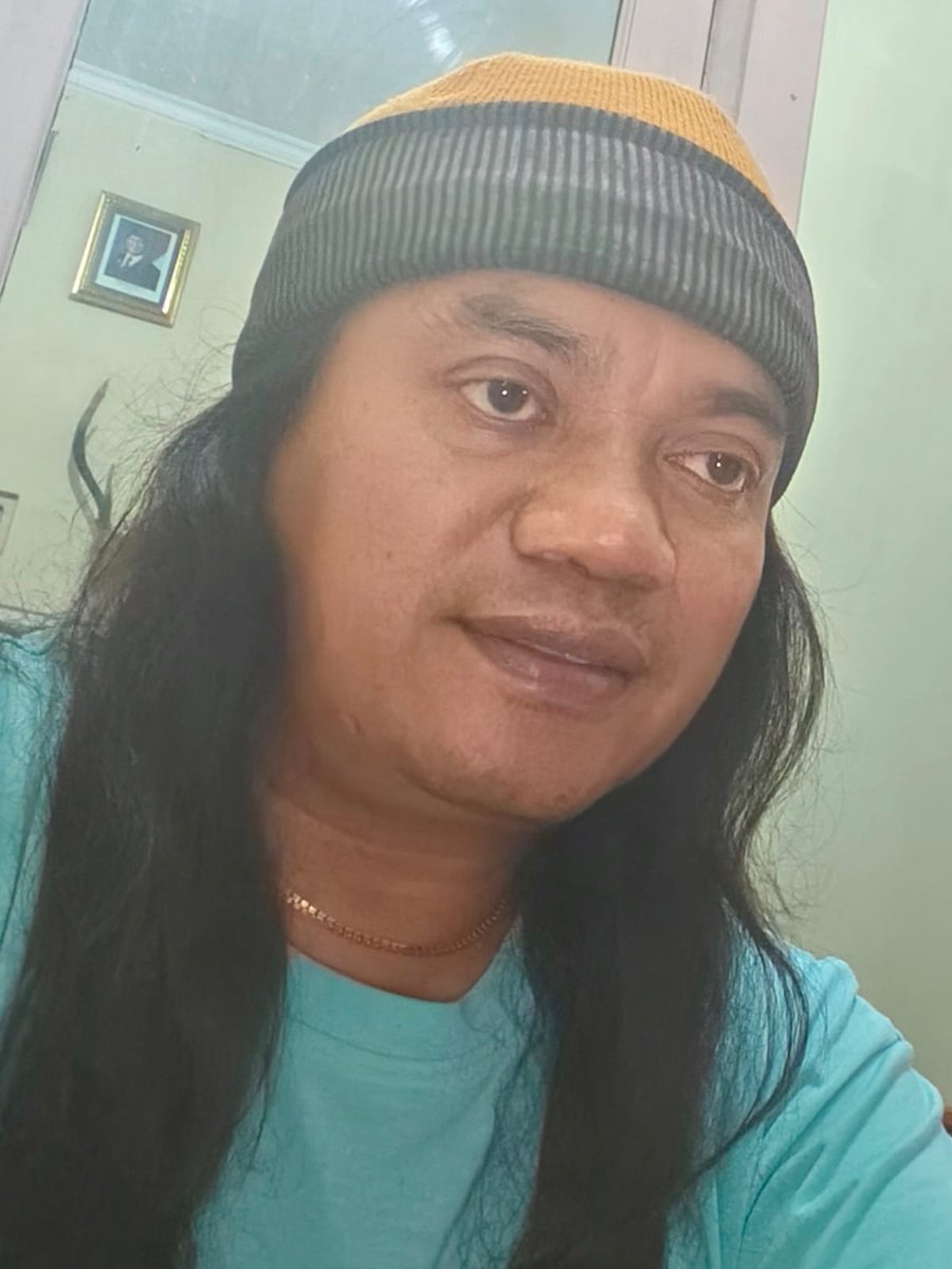 Manunggaling Kawula Lan Gusti : Antara Sembah Raga Lan Sembah Rasa