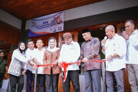 Menteri Koperasi dan UMKM Resmikan Koperasi Merah Putih Dawuhan Banyum