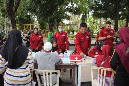 Peringati Hari Bhayangkara Ke79 Polres Sumenep Gelar Senam Bersama dan