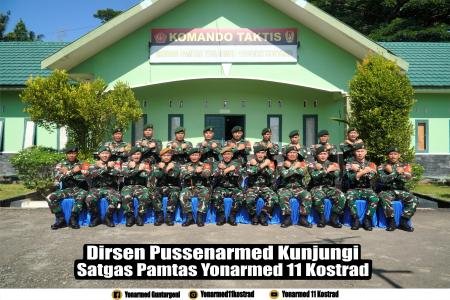 Dirsen Pussenarmed Kunjungi Satgas Pamtas Yonarmed 11 Kostrad
