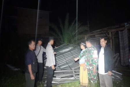 Angin Kencang Terjang Desa Surodadi Gringsing 11 Rumah Warga Rusak