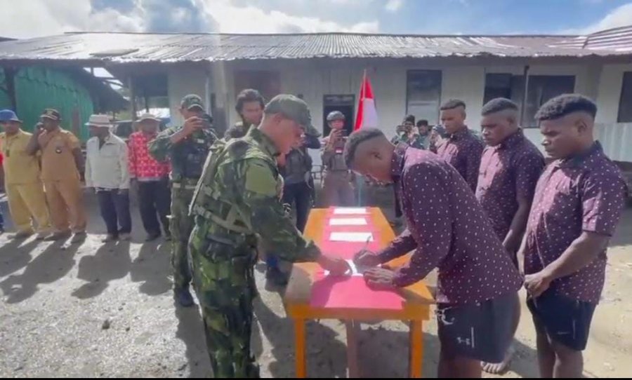 Empat Mantan Anggota Opm Berikrar Setia Kembali Ke Pangkuan Ibu Pertiw