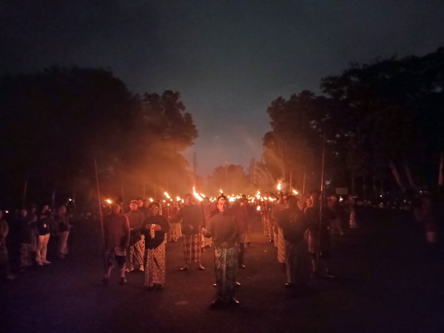 Bedhol Kedhaton Dan Topo Bisu, Simbol Keteguhan Wonosobo Dalam Menjaga