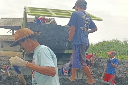 Jeritan Rakyat Penambang Menambang Demi Hidup Tapi Terjerat Regulasi y