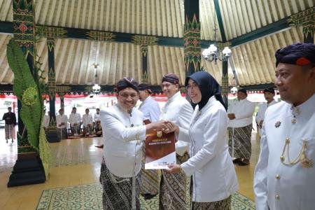 Dua Abad Wonosobo Prosesi Sakral Bedhol Kedhaton Dilanjutkan Bedhol OP