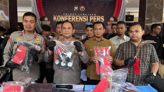 Polres Lumajang Amankan Dua Tersangka Pencurian 91 Unit Meteran Air Mi