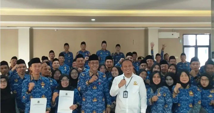 Gubernur Banten Lantik 9.709 Pppk, Disperindag Beri Arahan Untuk 52 Pe