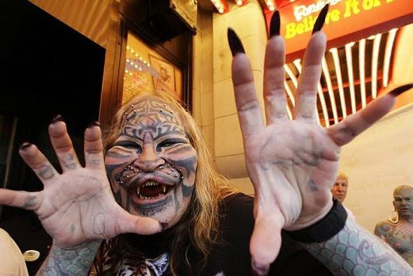 Kisah Tragis Dennis Avner, Sang Stalking Cat Yang Berakhir Pilu