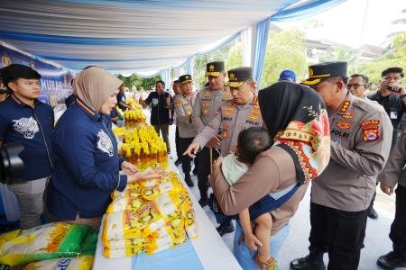 Kapolri Tinjau GPM Polda Banten Telah Distribusikan 27 Ton Beras SPHP 