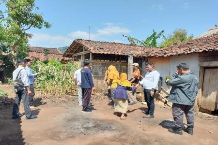 Mbah Biah Korban Kebakaran dan Pemdes Mojoagung Berterima Kasih kepada