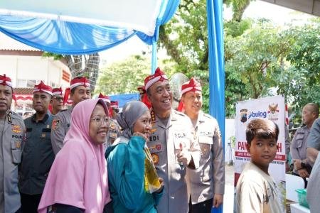 Alumni Akpol 90 Hadirkan Pasar Murah di Pedurungan Warga Antusias Nikm