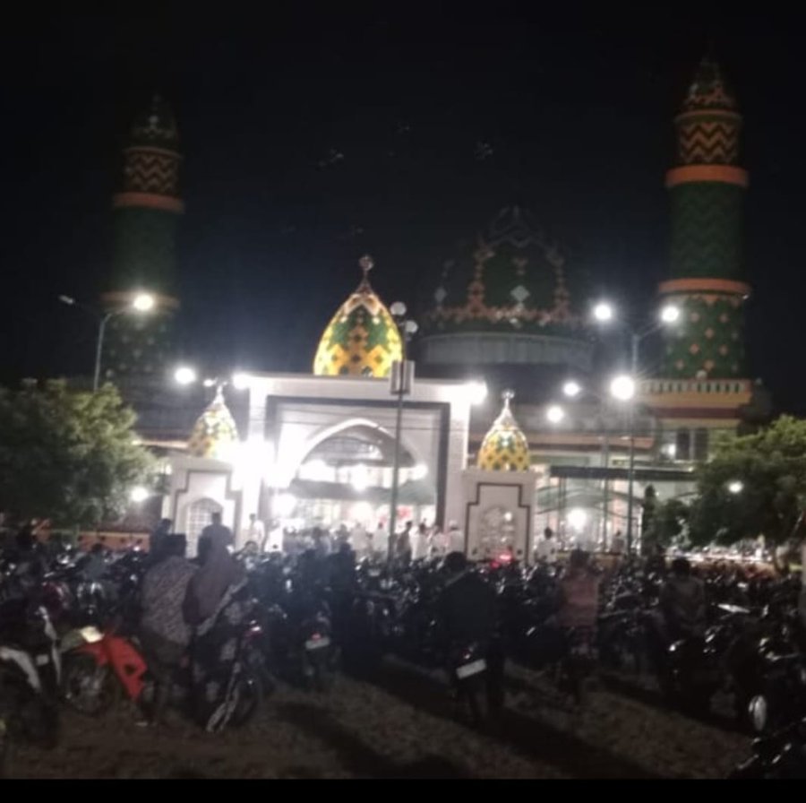 Memperingati Malam Maulid Nabi Muhammad S.a.w Di Masjid Jami Assuni Ar