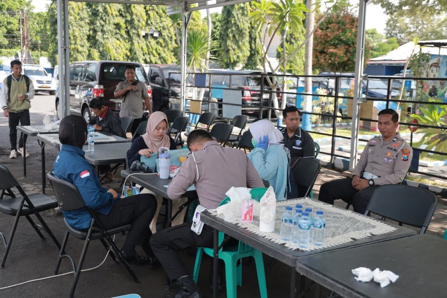 Sambut Hari Lalu Lintas Bhayangkara Ke 70 Polres Jember Gelar Baktikes