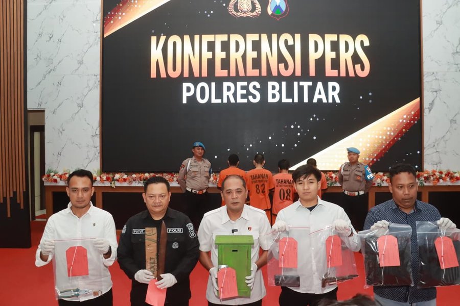 Polres Blitar Berhasil Ungkap Kasus Pencurian 4 Tersangka Diamankan