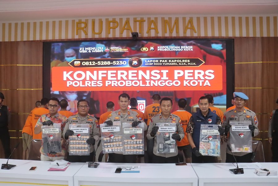 Polres Probolinggo Kota Amankan 10 Tersangka Jaringan Narkoba Dalam Op