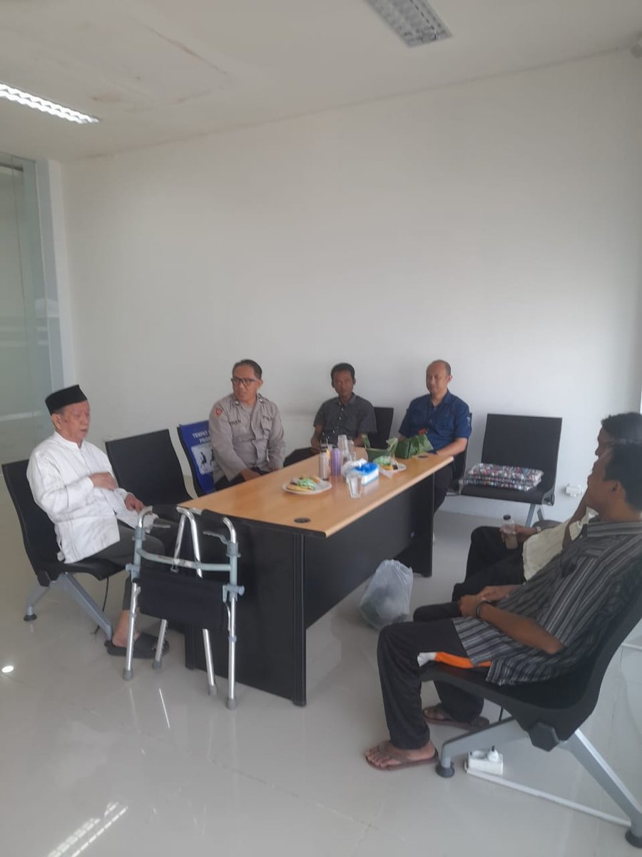 Pelayanan Prima Humanis Satpas Prototype Talang Agung Terhadap Warga S