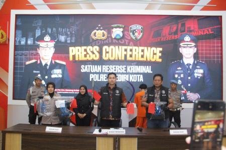 Polres Kediri Kota Amankan Lima Tersangka Pengeroyokan 2 Diantaranya A