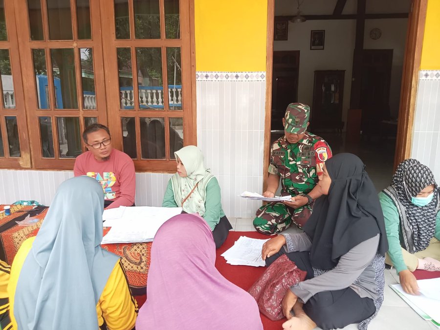 Babinsa Panggungasri Dampingi Kegiatan Posyandu, Wujud Kepedulian Terh