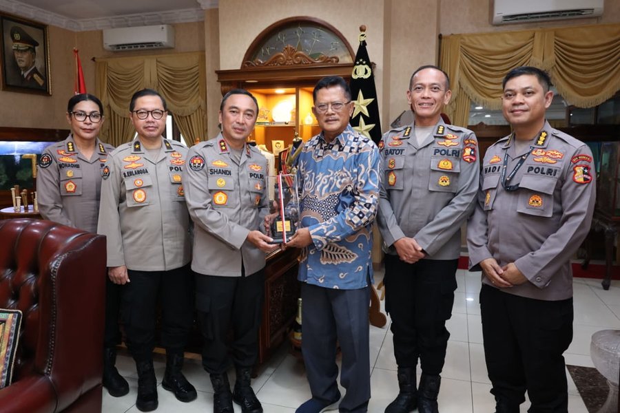 Layanan Makin Profesional, Polres Malang Raih Penghargaan Kompolnas Aw
