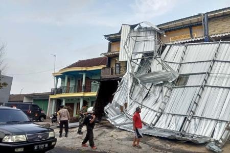 Respons Cepat 110 Polres Malang Tangani Bencana di Kepanjen