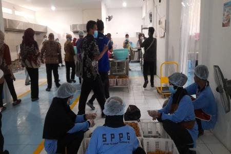 Bupati Kendal Cek Dapur MBG Menunya Harus Bikin Anakanak Lahap