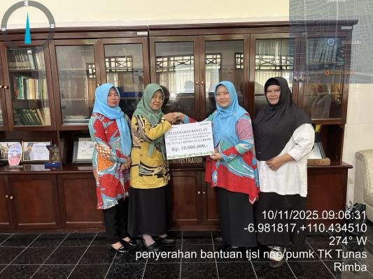 Perhutani Kph Semarang Salurkan Bantuan Tjsl Untuk Tingkatkan Kualitas