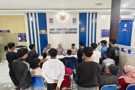 Operasi Zebra Semeru Polres Lamongan Amankan 9 Remaja dan 3 Motor Bala