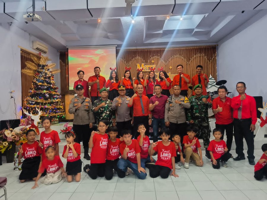 Ibadah Natal Berjalan Khidmat Kapolres Pasuruan Apresiasi Sinergi Tiga