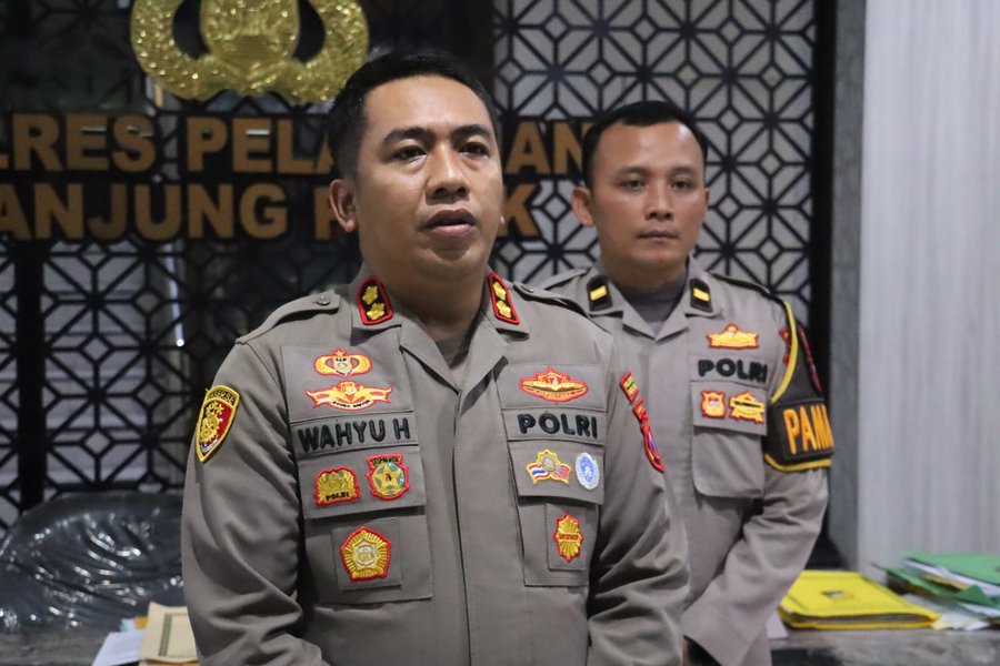 Polres Pelabuhan Tanjungperak Larang Nyalakan Kembang Api Dan Petasan 