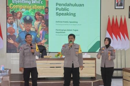 Tingkatkan Kemampuan Bhabinkamtibmas dan Polisi RW Polres Probolinggo 