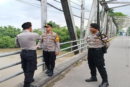 Polres Ngawi Lakukan Mitigasi Bencana Hadapi Cuaca