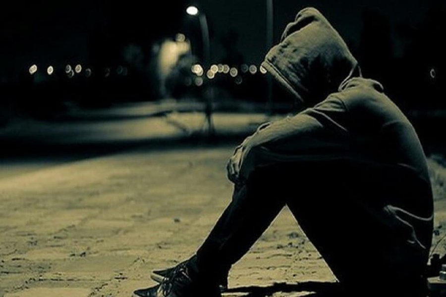 Menjaga Malam Dengan Kesendirian Hingga Fajar Tiba