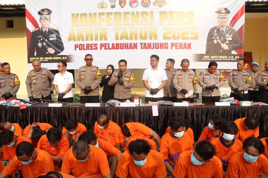 Polres Pelabuhan Tanjung Perak Berhasil Tekan Angka Kriminalitas Hingg