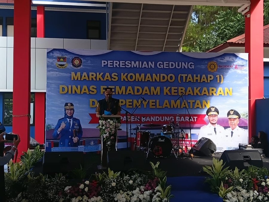 Bupati Jeje Ritchie Resmikan Gedung Markas Komando Damkar Kabupaten Ba