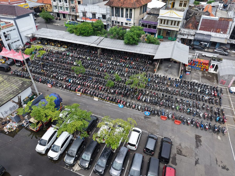 Gratis Polrestabes Surabaya Siap Kembalikan Ratusan Motor Curian Ke Pe