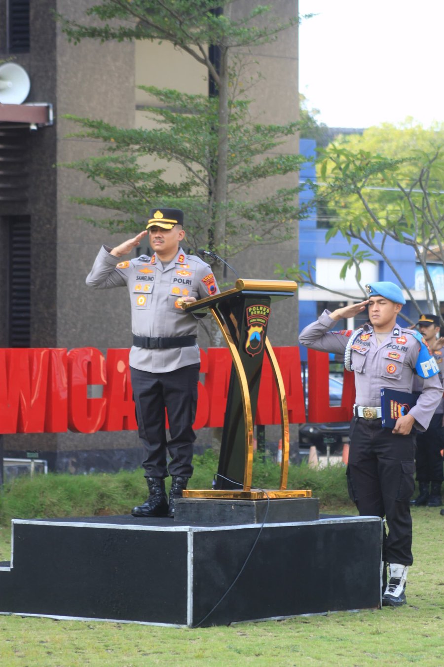 Upacara Hkn Polres Demak Kapolres Soroti Tantangan Tugas Polri Di Era 