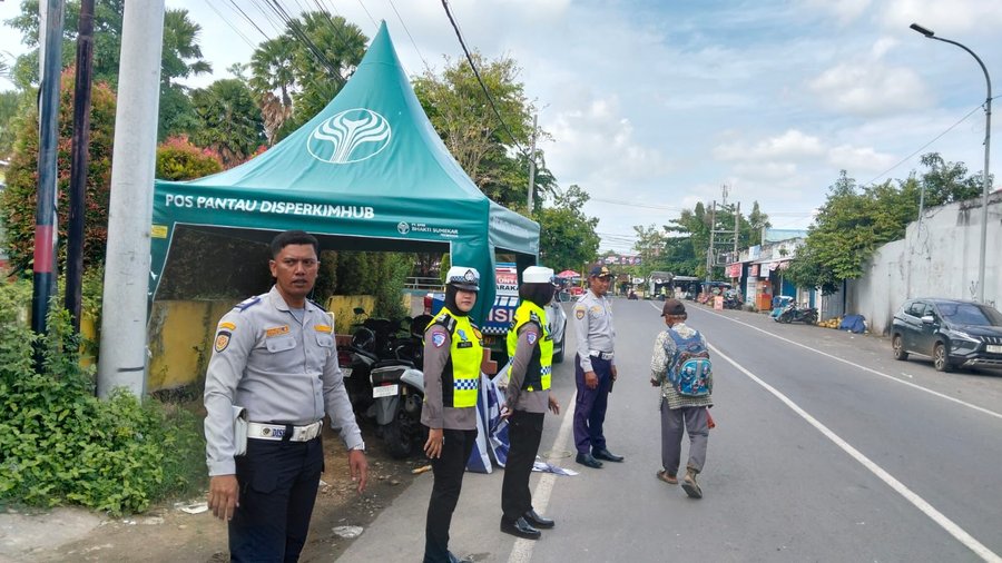 Polantas Menyapa Satlantas Polres Sumenep Ajak Masyarakat Tertib Berla