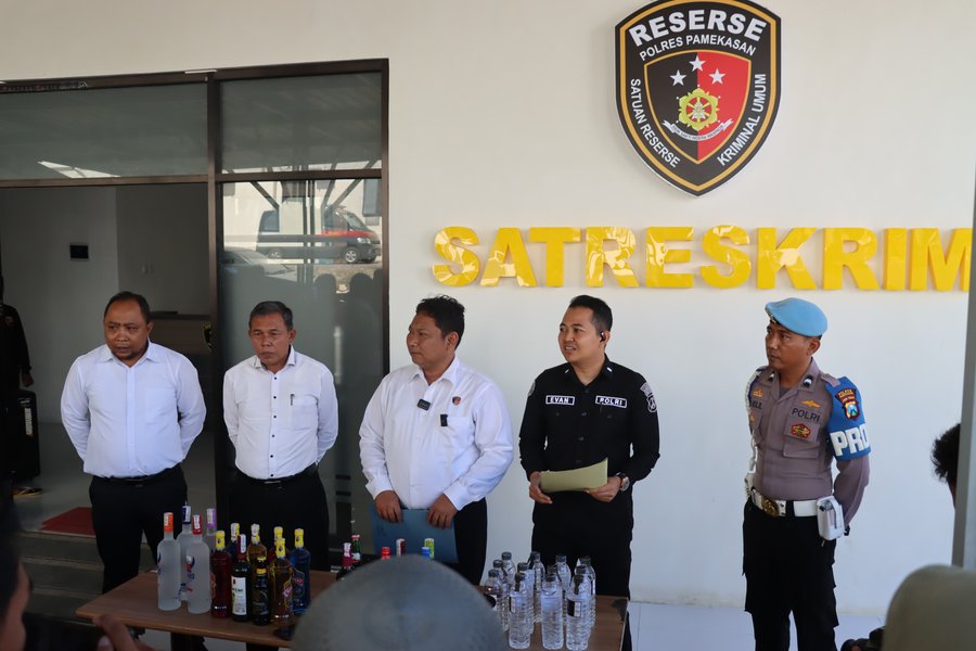 Jelang Ramadhan Polres Pamekasan Gelar Razia Miras