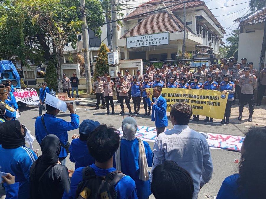 Polres Lamongan Berikan Pelayanan Humanis, Aksi Unjuk Rasa Pc Pmii Di 