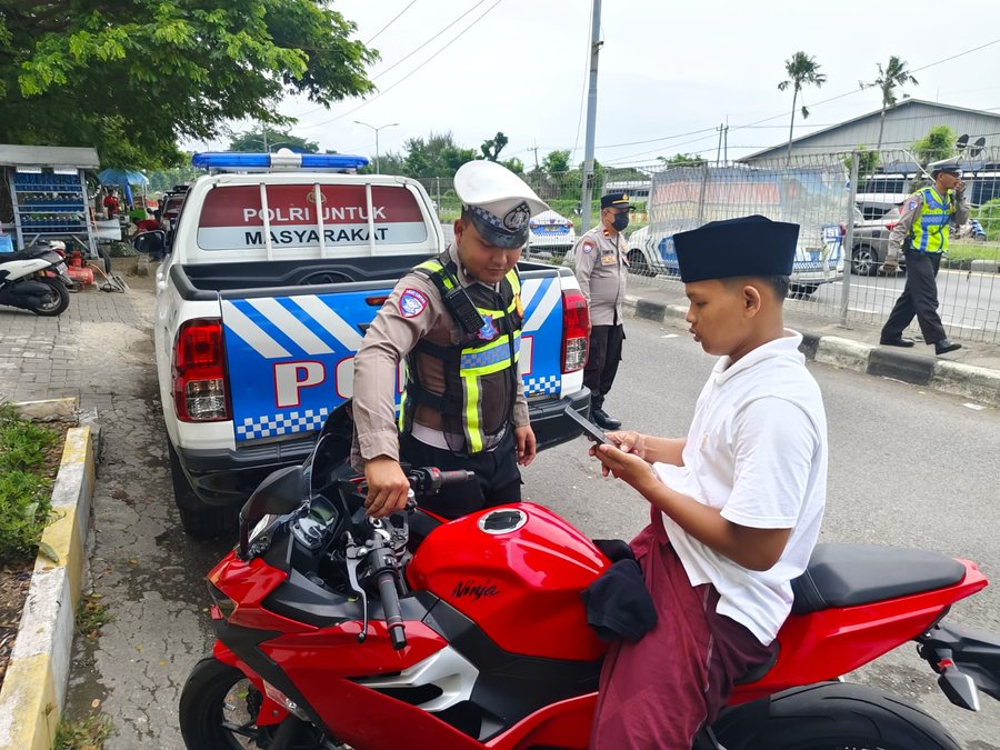 Operasi Keselamatan Semeru 2026: Polres Pelabuhan Tanjungperak Perketa