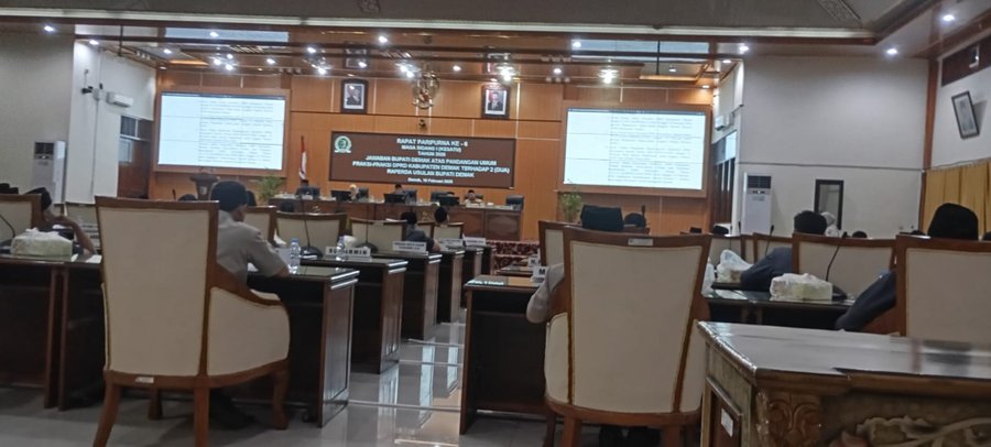 Sidang Paripurna Dprd Demak Atas Dua Raperda Strategis Masa Sidang Kes