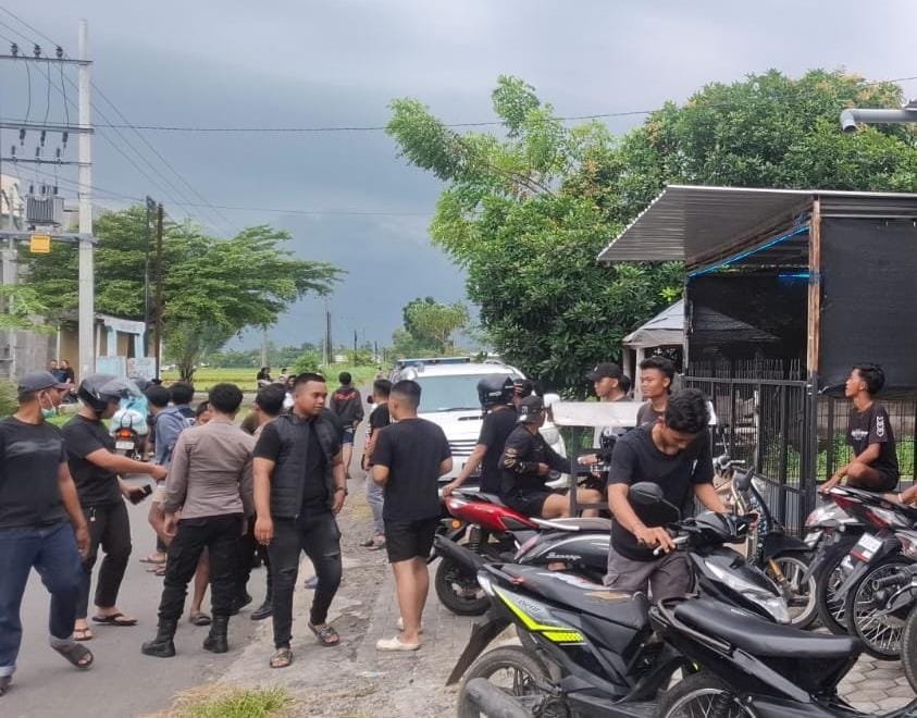 Polres Probolinggo Bubarkan Balap Liar Di Besuk, 21 Unit Motor Diamank