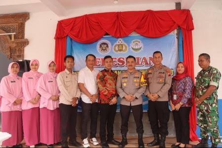 Kapolres Demak Tinjau Korban Serangan Monyet Lakukan Trauma Healing