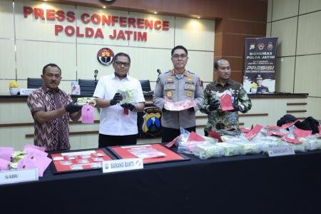 Polda Jatim Bongkar 2 Kasus Narkoba Total 33374 Kg Sabu Disita Satu Ku