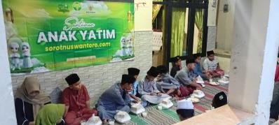 Media Sorotnuswantoro.com Wilayah Jawa Timur Gelar Santunan Anak Yatim