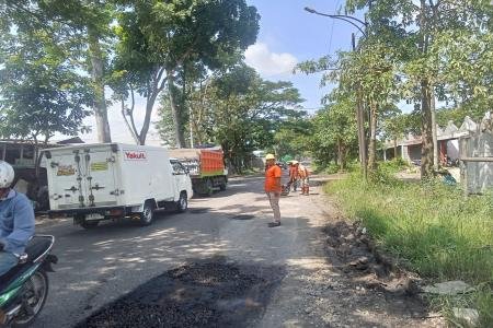 PUPR Tulungagung Gerak Cepat Tambal Jalan Cuwiri Karangrejo